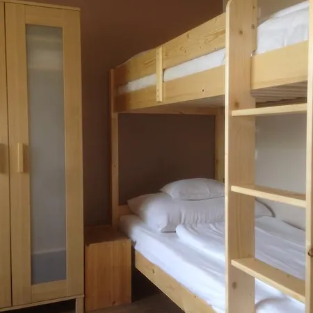 Laura-haus Апартаменты *