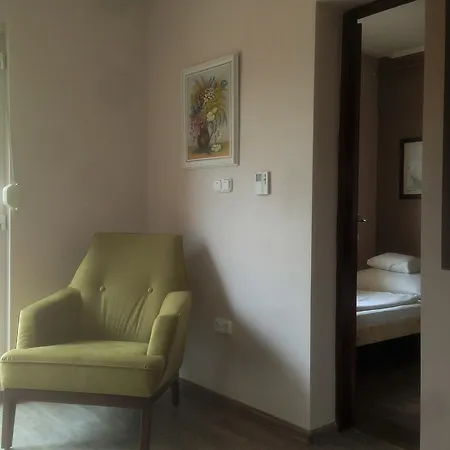 Laura-haus Вонярцвашхедь